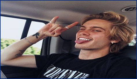 Neels Visser Wiki, Biography, Age, Family, Wife, Salary & Net Worth